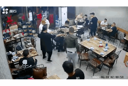 唐山烧烤店最新爆料视频,现场惊心动魄，细节令人震惊